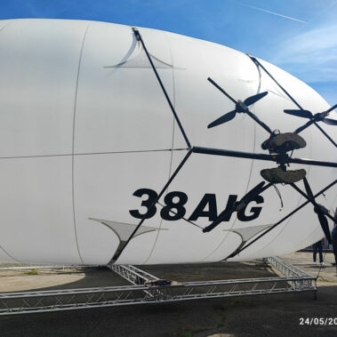 L'aérOnde, un dirigeable biplace à hélium